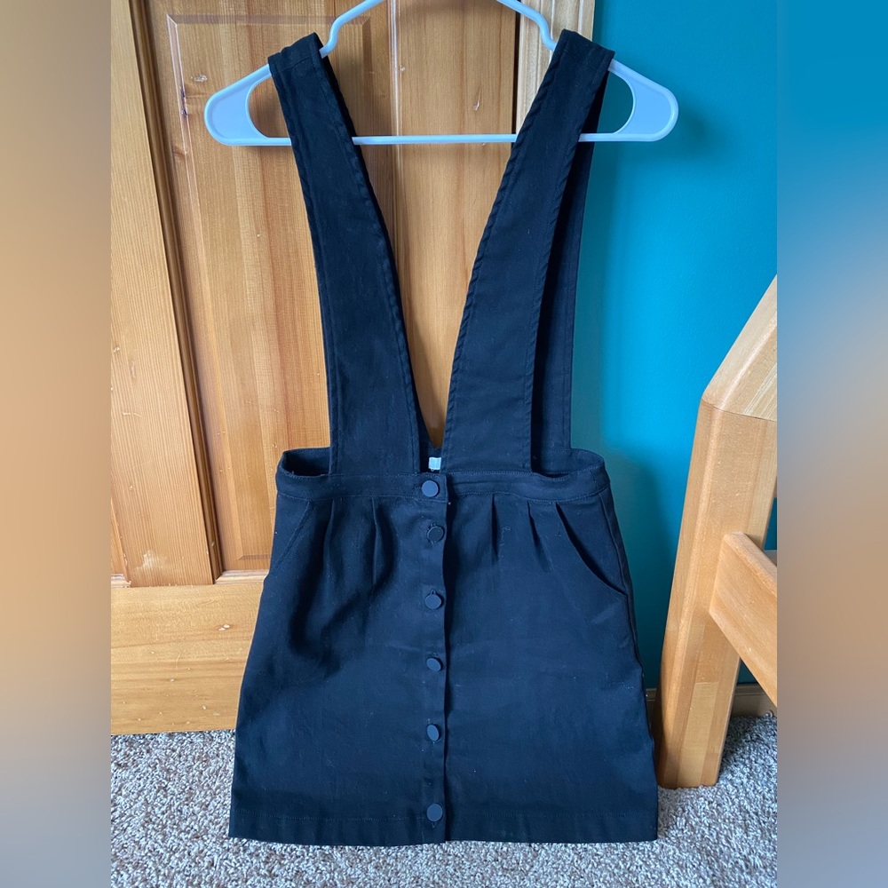MOD REF overall skirt.